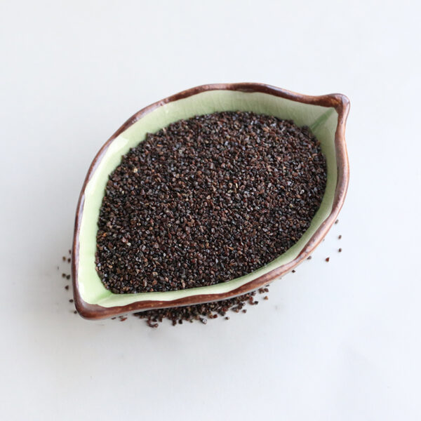 Garnet filter material
